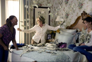 The pros and cons of taking a cash offer when you sell your home